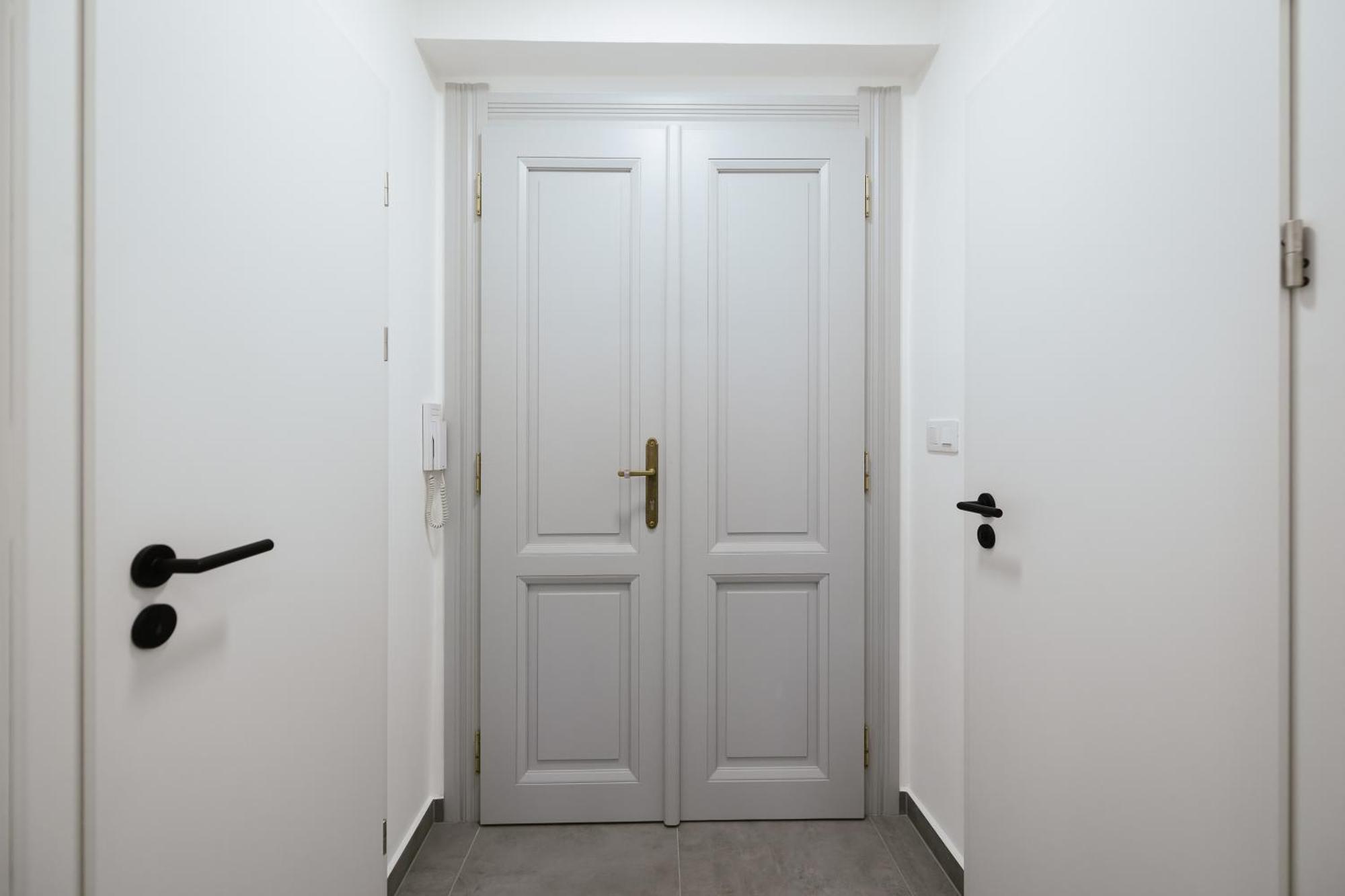 Luxury Musicians Apartment In Central Prague By Metro Vysehrad 外观 照片
